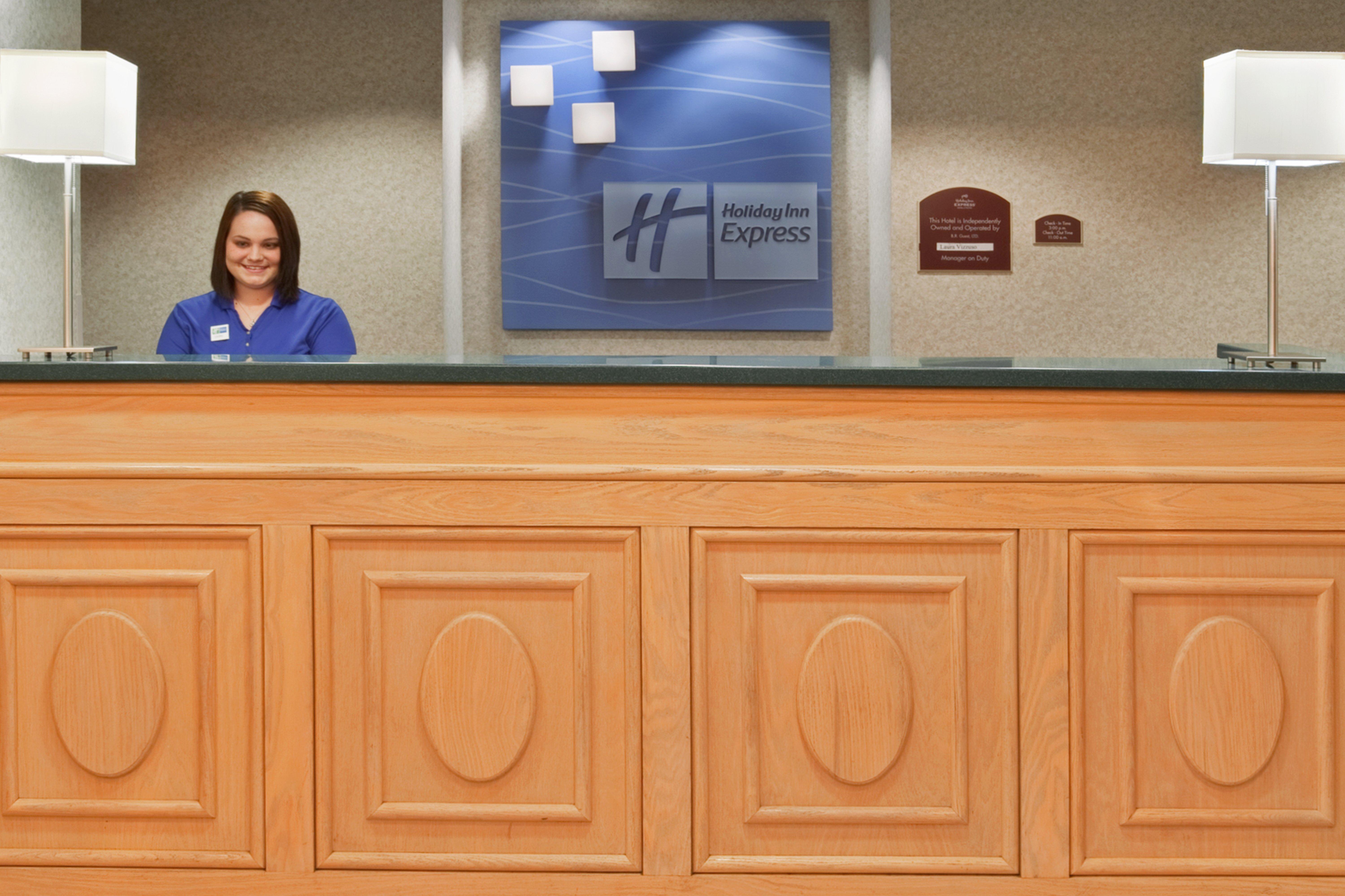 Holiday Inn Express & Suites Alliance By Ihg Dış mekan fotoğraf