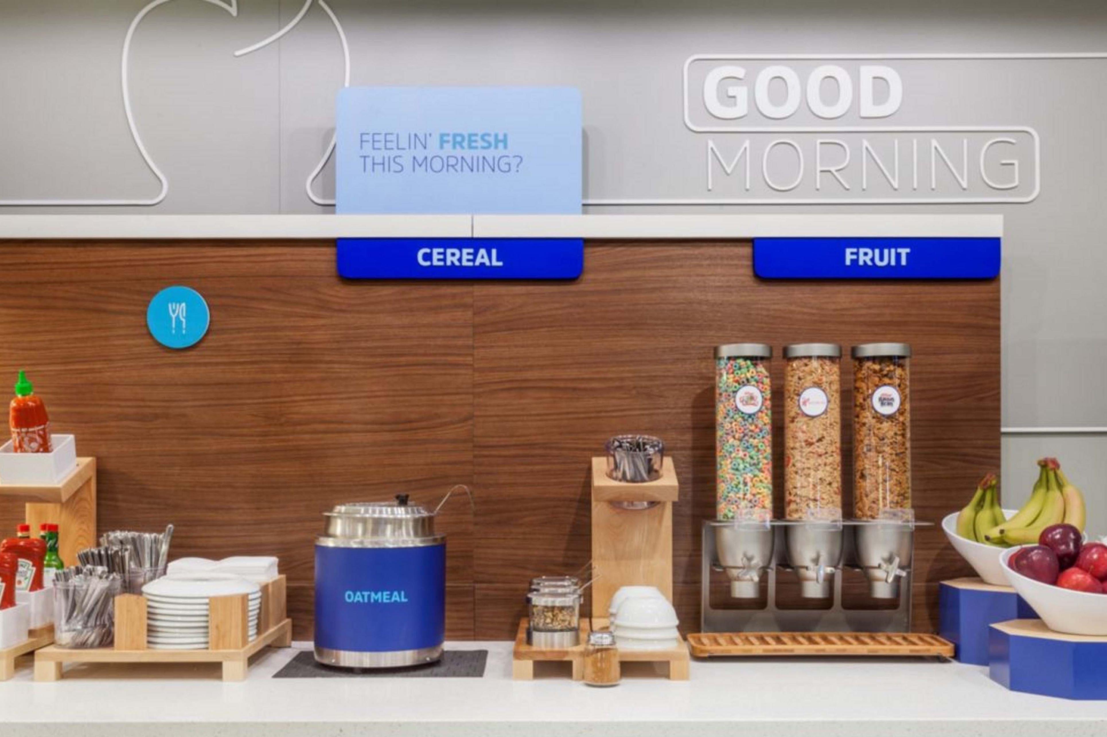 Holiday Inn Express & Suites Alliance By Ihg Dış mekan fotoğraf