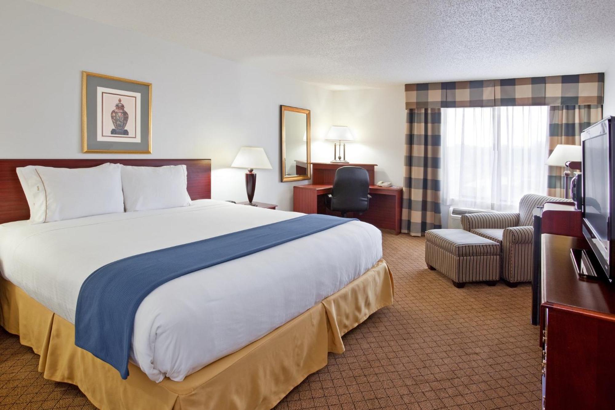 Holiday Inn Express & Suites Alliance By Ihg Dış mekan fotoğraf