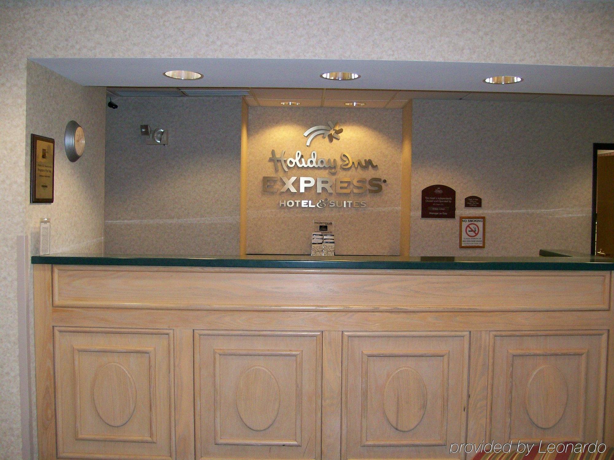Holiday Inn Express & Suites Alliance By Ihg Dış mekan fotoğraf