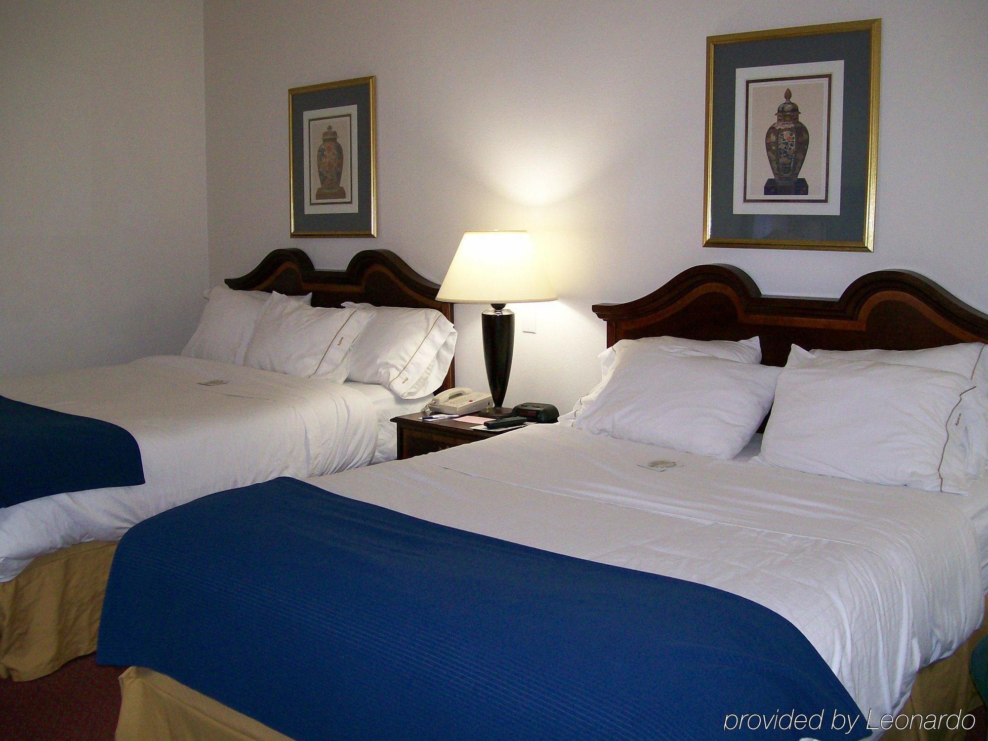 Holiday Inn Express & Suites Alliance By Ihg Dış mekan fotoğraf