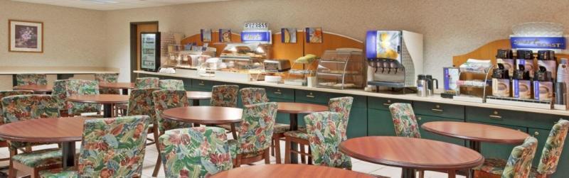 Holiday Inn Express & Suites Alliance By Ihg Dış mekan fotoğraf