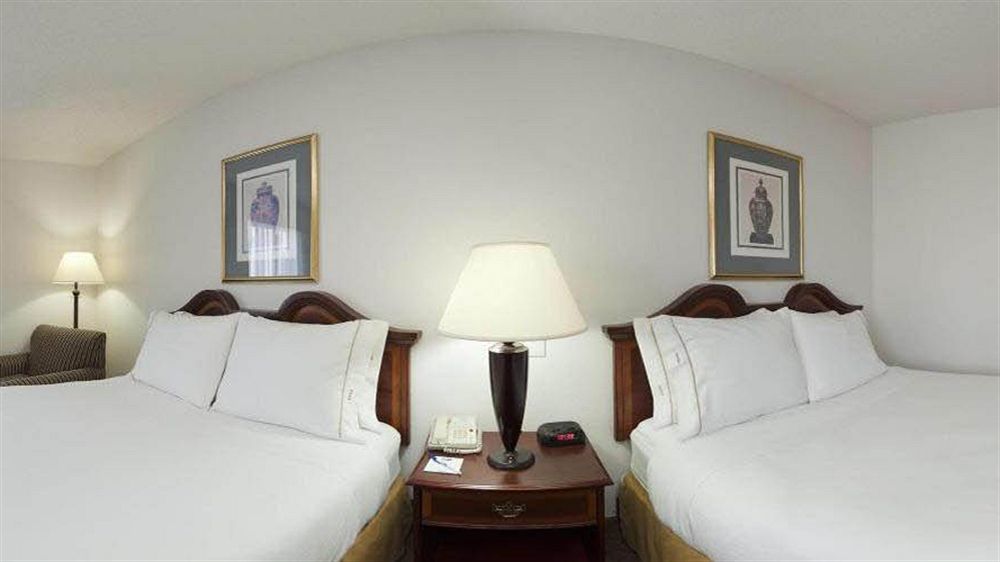Holiday Inn Express & Suites Alliance By Ihg Dış mekan fotoğraf